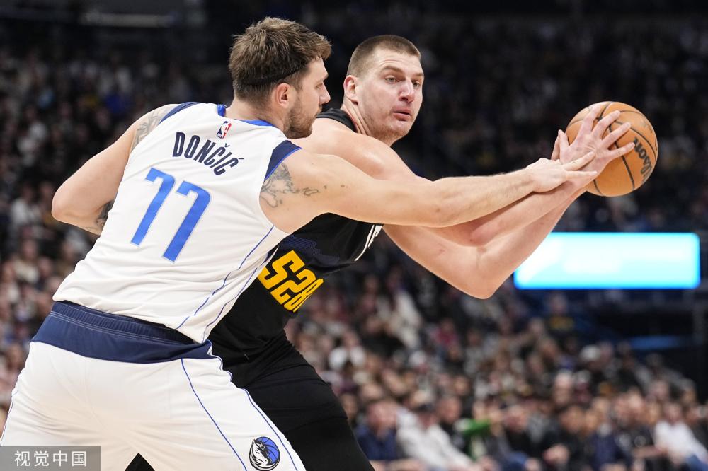 巴萨在防守 巴萨在防守